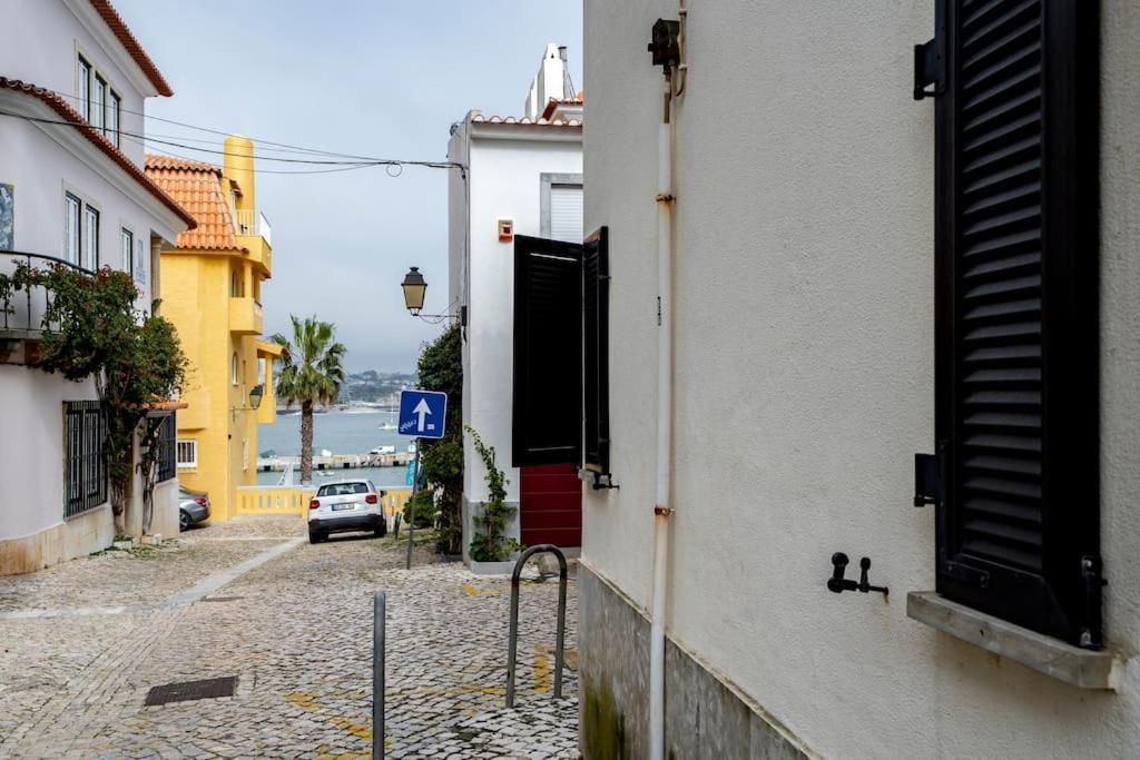 Ocean Breeze: T1 Apartment In Cascais Exterior photo